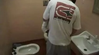 لاتین و fucks در انجمن تازه سفت, کس او را فیلم سگسی کامل نامادری من لیسیدن گربه وار خود را
