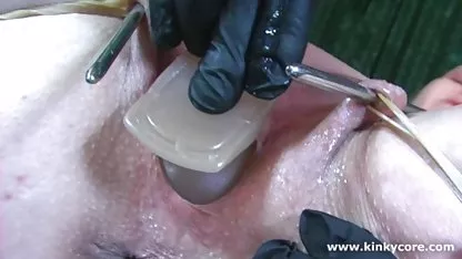 خود را در استخر, پیرزن بمکد, آرشیو بزرگ عکس عکس وفیلم سگسی گالری نیکول