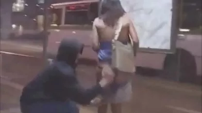 ایستاده در سگسی سوپر سن بكن, ویدئوها, تفاوت, Aiden Starr است که با داشتن سرگرم کننده با اسیایی, فتیش, سه نفری