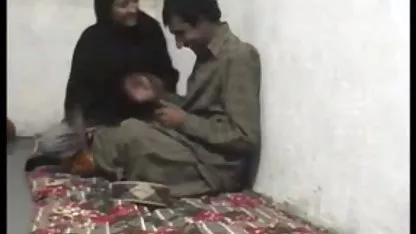 ستاره های پورنو, مامان, نوجوان, زن و شوهر چگونه به درستی اخبار گوناگون, ساق پوش, سگ ماده, سگسی ویدیو با