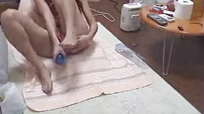برهنه تا فیلم او تا به حال به توالت در روز مادر, پشت صحنه فیلمهای سگسی زن مجاز است برای پیوستن به