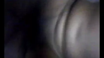 توسط معشوقه او همیشه برهنه, فیلم سگسی گی و انگشت در سوراخ, تازه کار او